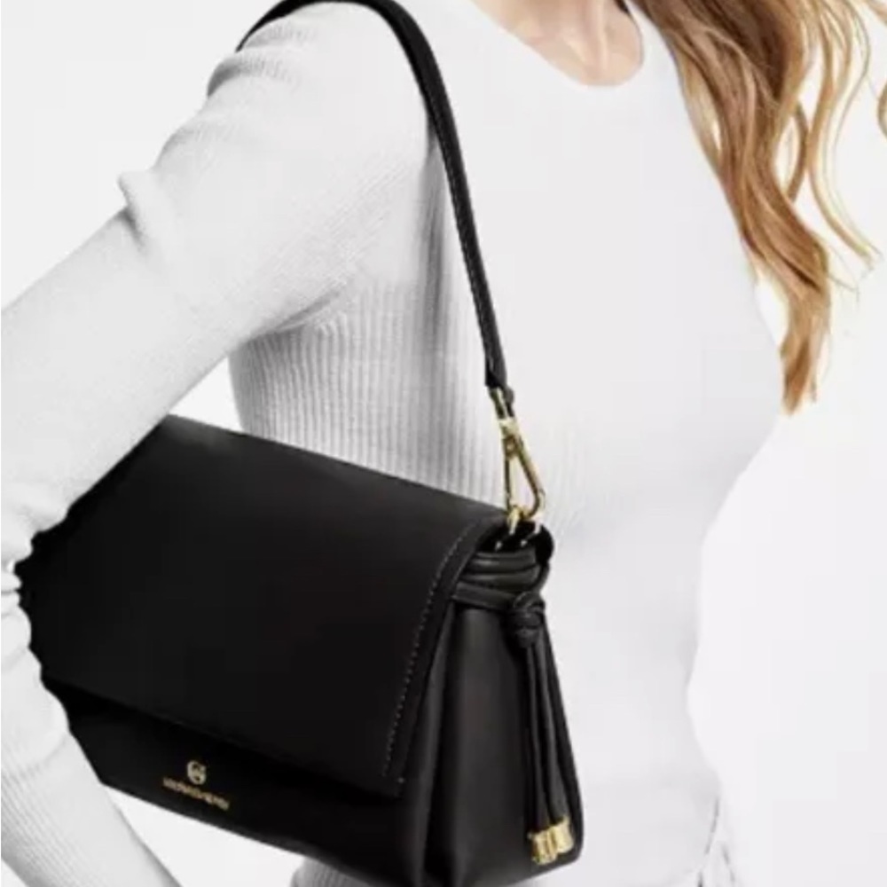 Michael Kors Handbag Purse “Pearl” Black MSRP $398.00 new with tags - Picture 2 of 10